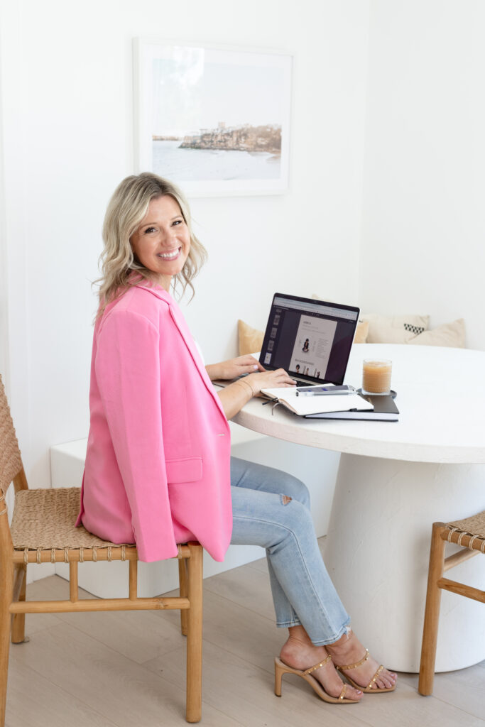 online coaching, personal stock image, lifestyle photography, working photos, branding session, small business owner, pink blazer